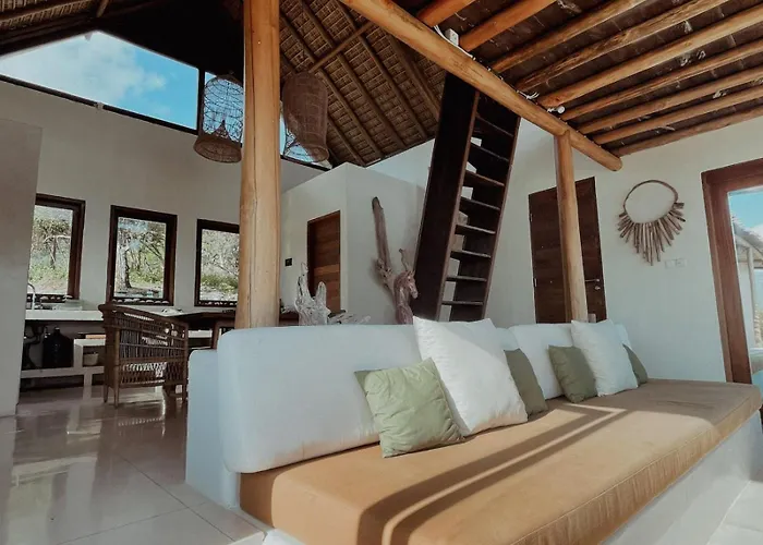 Kini Resort - Oceanfront Bamboo Eco Lodges