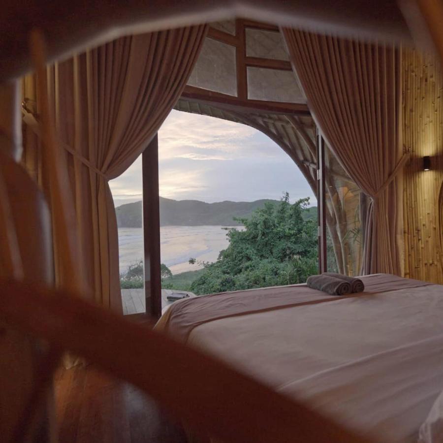 Kini - Oceanfront Bamboo Eco * Sekongkang