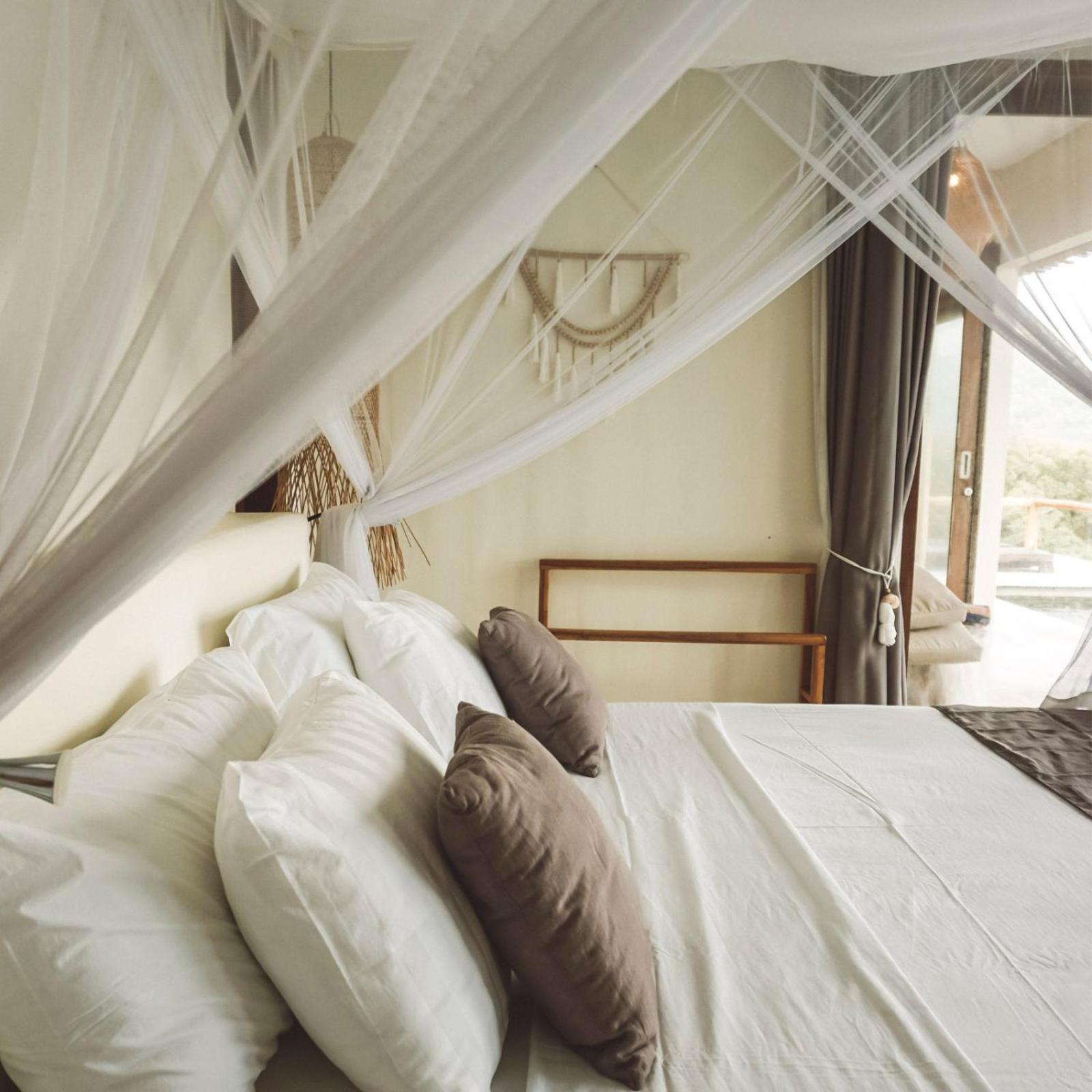 Kini - Oceanfront Bamboo Eco * Sekongkang